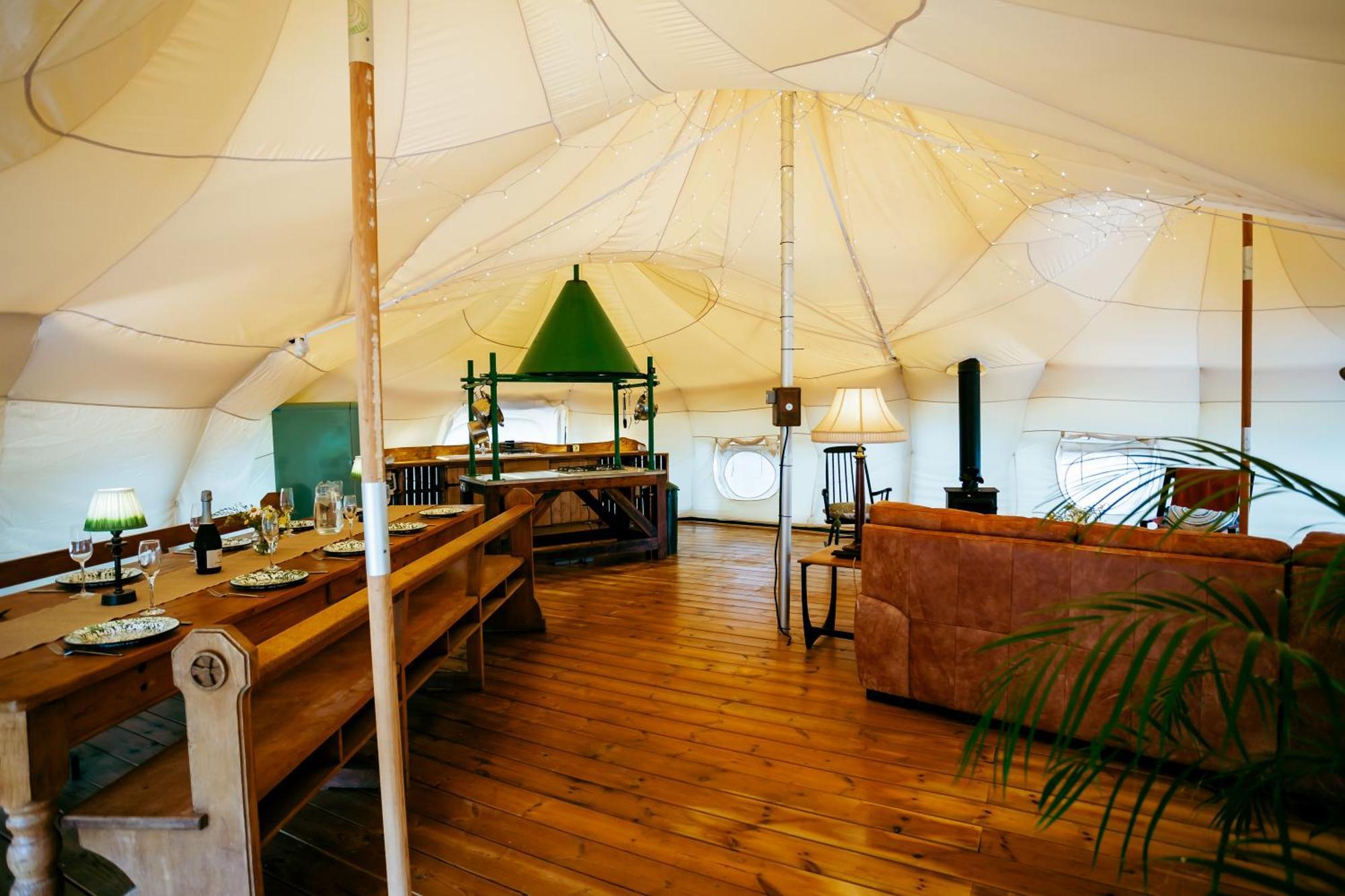 Luxury Glamping Retreat In Battle Exterior foto
