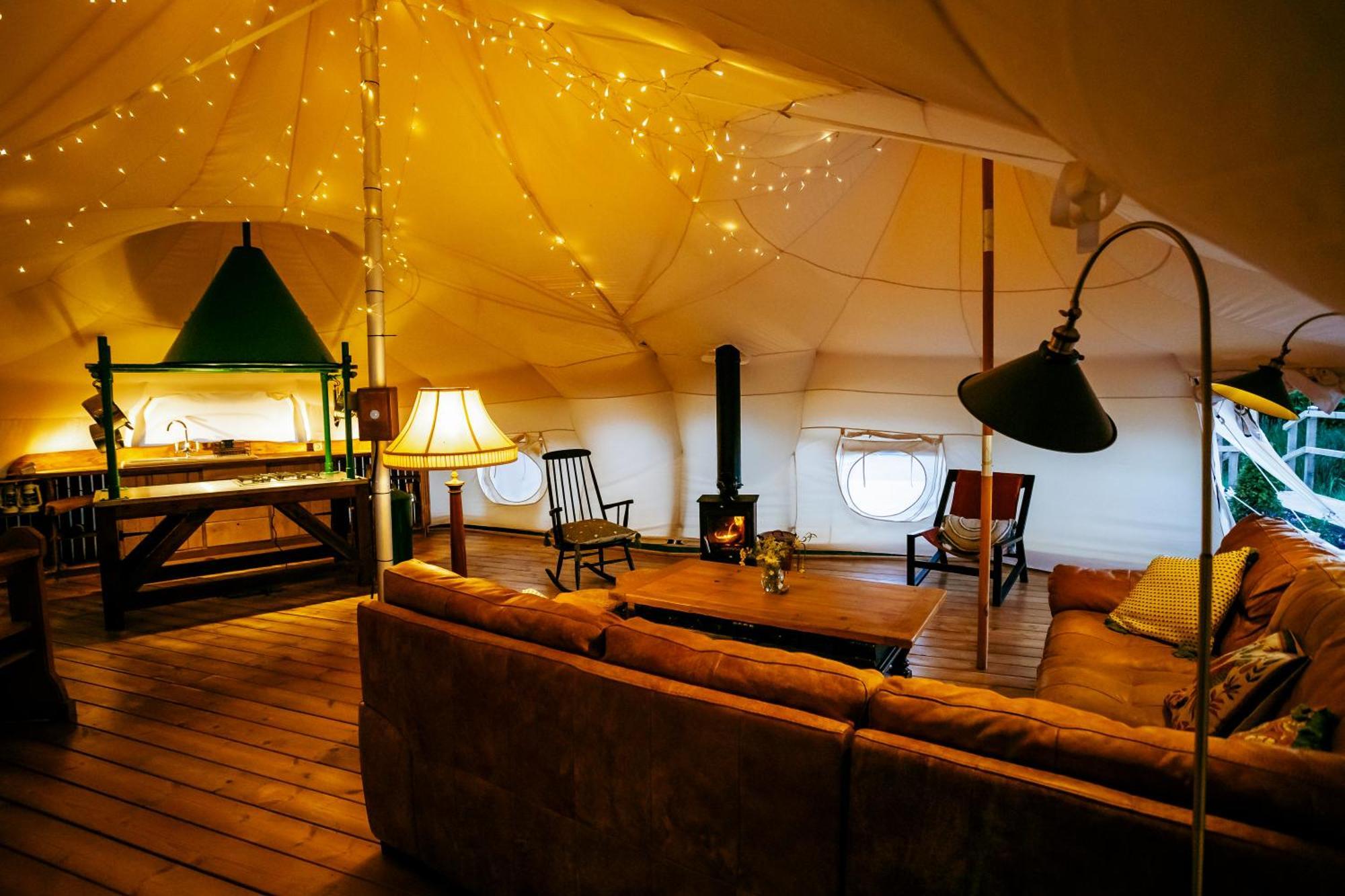 Luxury Glamping Retreat In Battle Exterior foto